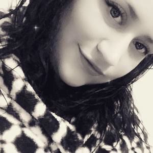 Meet your Posher, Kaitlyn